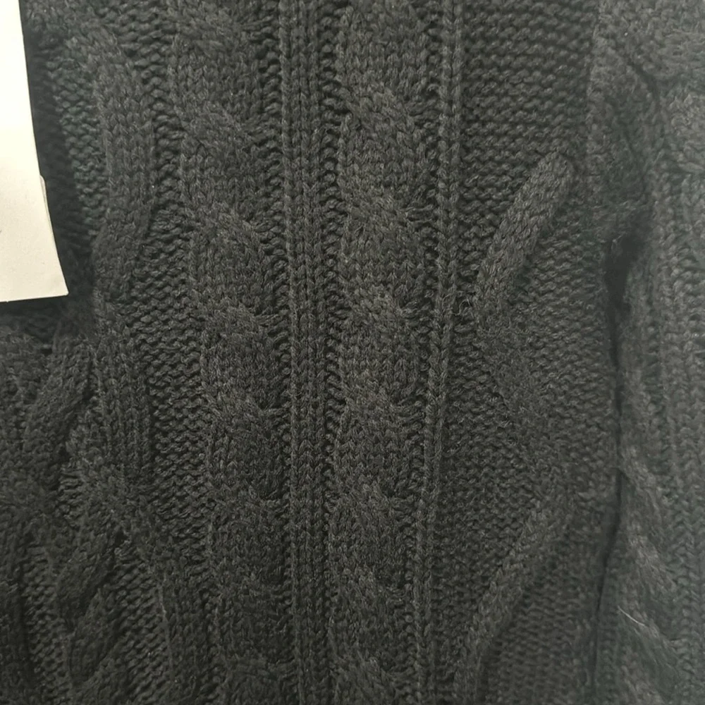 🖤ASOS DESIGN cable knit sweater in black